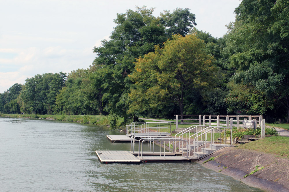 Great Embankment boat dock