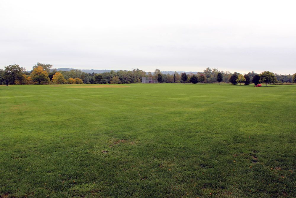 Great Embankment open field